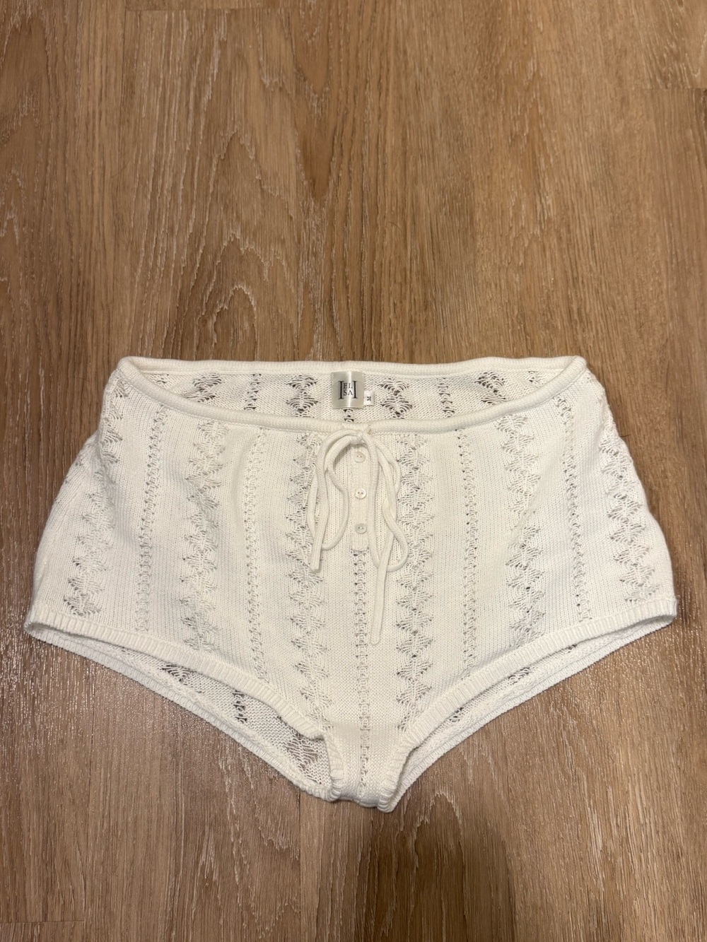 HELSA Adam Shorts in Ivory